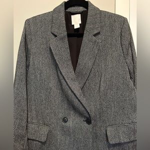 Last mark down $10 - Herringbone suit jacket. Black and grey.